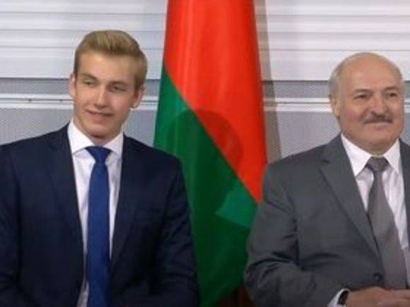Жириновский предложил Лукашенко передать власть «ну хотя бы сыну»