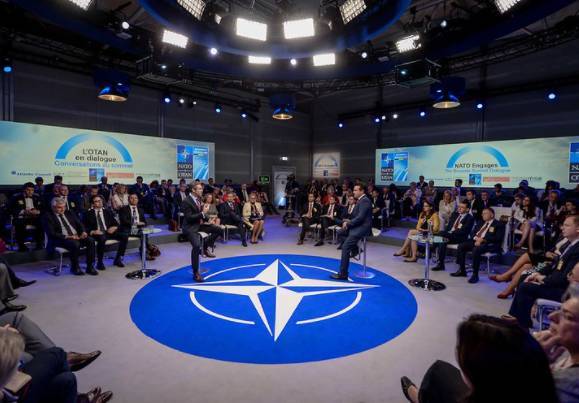 Сивков предрек новую холодную войну после закрытия представительства России при НАТО
