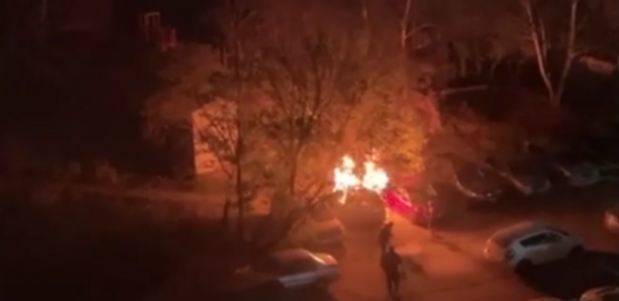 Житель Новосибирска получил тяжёлые ожоги при попытке потушить автомобиль