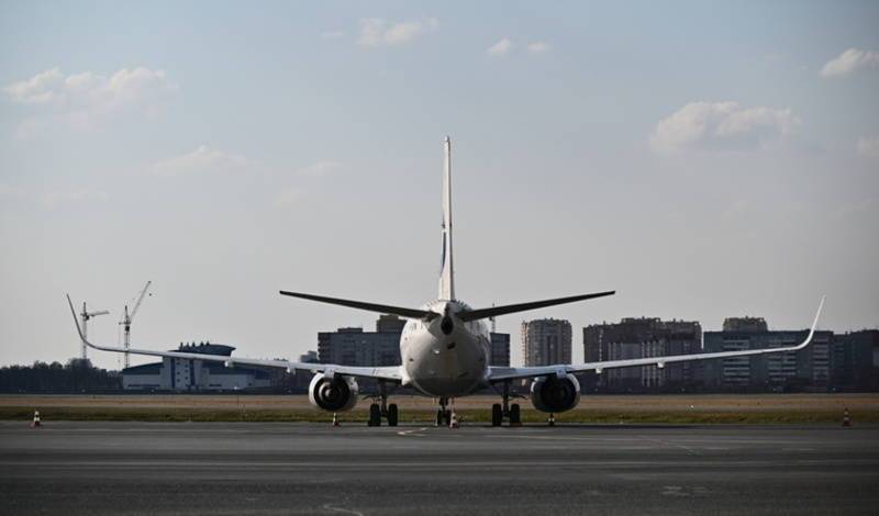 Из-за тумана в аэропорту Салехарда задерживаются рейсы в Москву, Тюмень и Омск