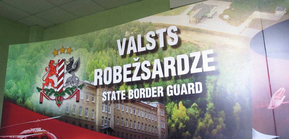 ЧС, но не "вирусный": как Латвия "борется" с белорусскими мигрантами