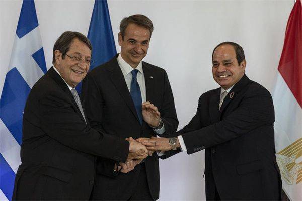 В Афинах начался девятый саммит Египет-Греция-Кипр