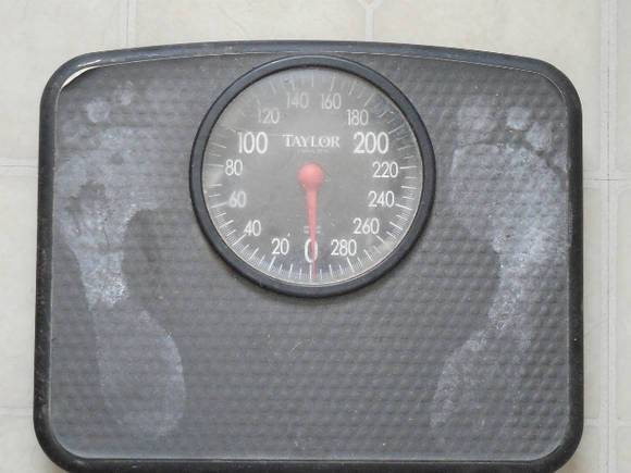 Диетолог раскрыл простую формулу для определения нормы веса