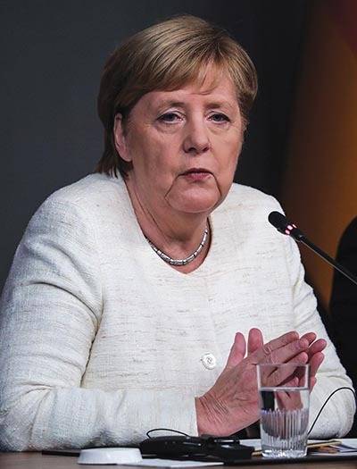 Папа Римский примет Меркель во время частной аудиенции