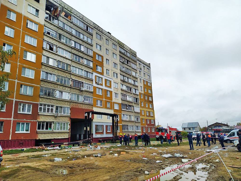 Первые кадры с места взрыва газа в жилом доме в Нижнем Новгороде