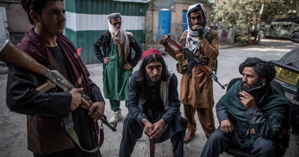 Талибы* направили на границу с Таджикистаном спецбатальон террористов