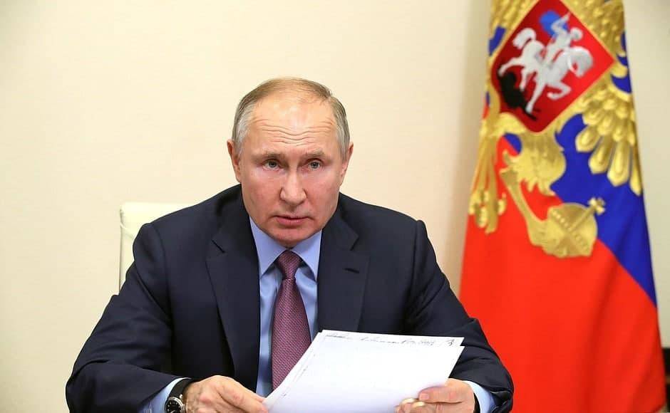 Путин проведёт экстренное совещание по ситуации с коронавирусом 20 октября