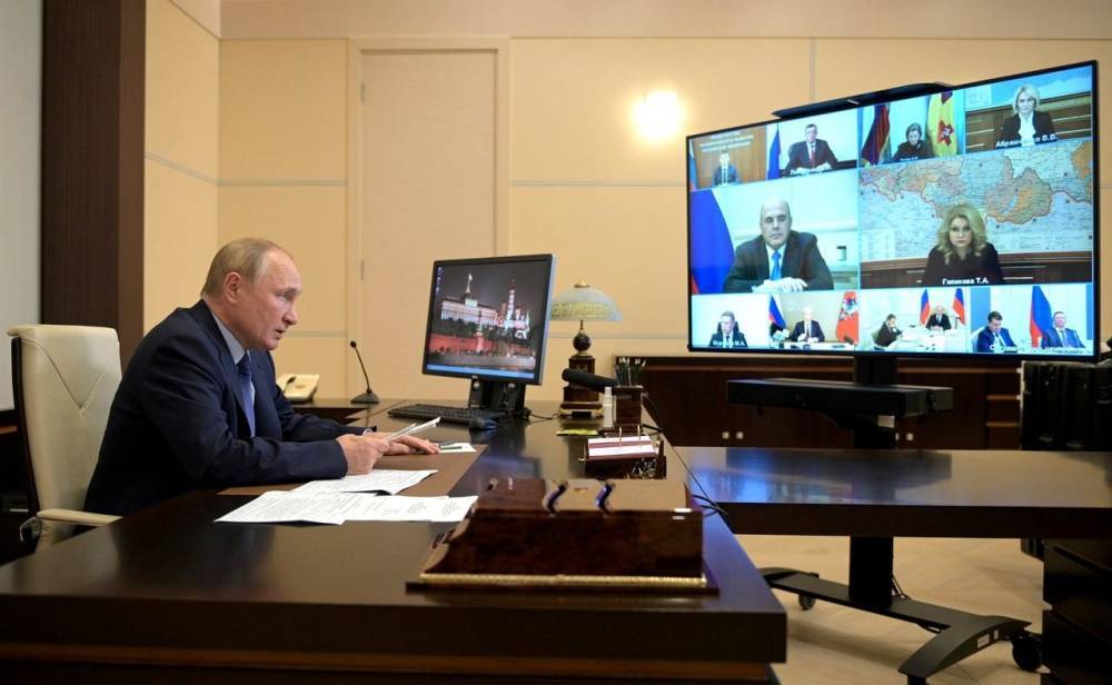Ковидные выходные в России: когда Путин объявит нерабочие дни с 23 октября