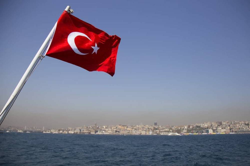 В Турции сообщили об угрозе исчезновения уникального моря и мира