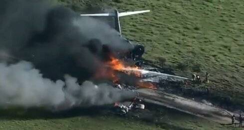 В Техасе потерпел крушение пассажирский самолет (ВИДЕО)