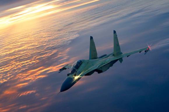 Два российских истребителя сопроводили самолеты BBC США над Черным морем