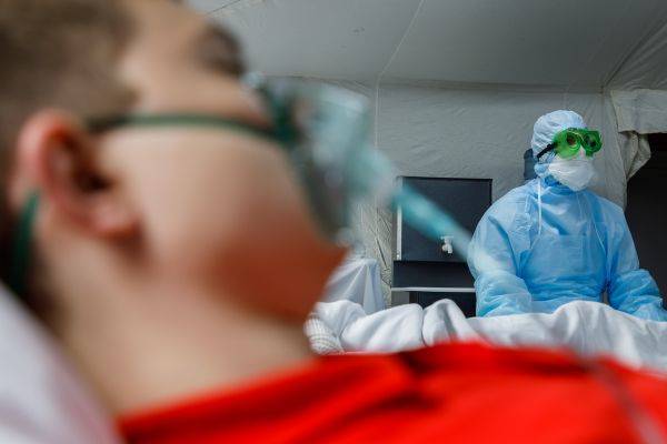 Четвертая волна коронавируса в России особенно ударила по детям