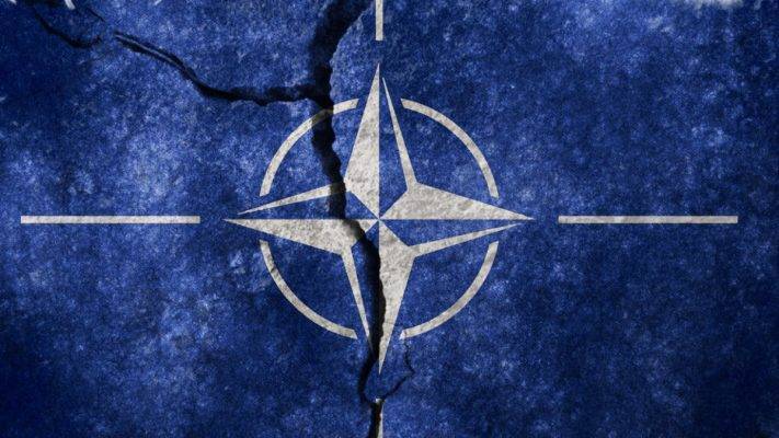 Отказ Кремля иметь дело с НАТО привел ключевых игроков этой структуры в неистовство