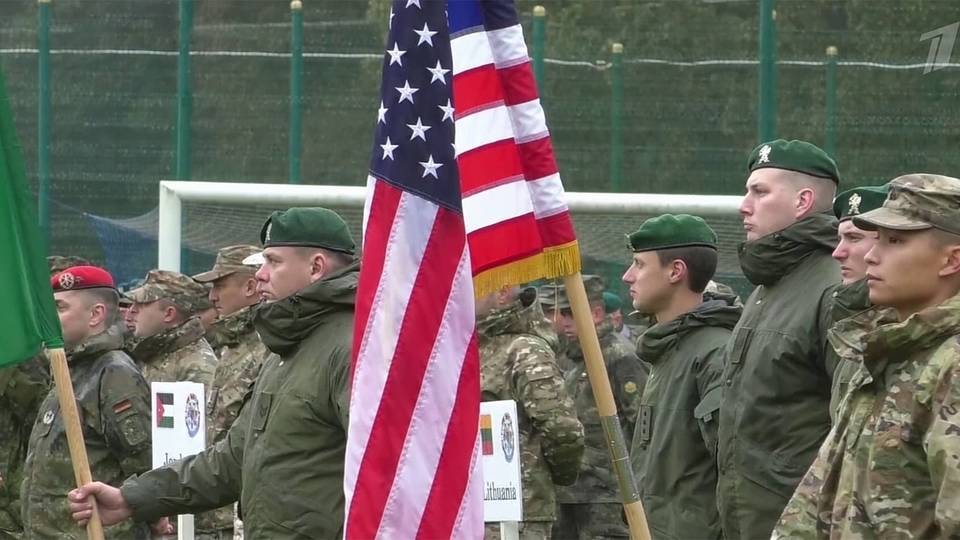 США толкают Украину в Североатлантический альянс