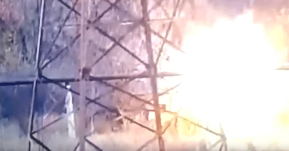 Украинские бойцы показали видео уничтожения позиций оккупантов в зоне ООС (видео)