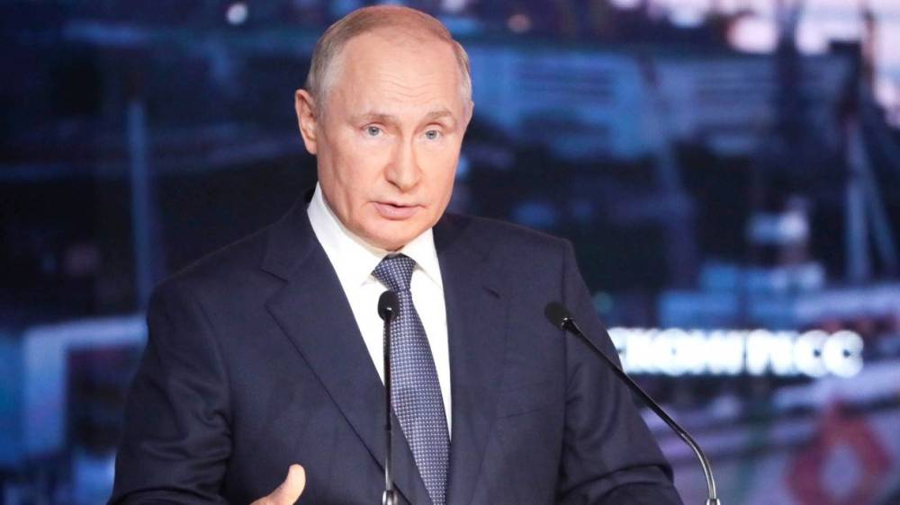 Владимир Путин призвал россиян сделать прививку от COVID-19