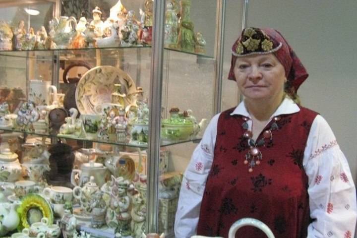 Работы псковской художницы-керамистки представят на всероссийской выставке