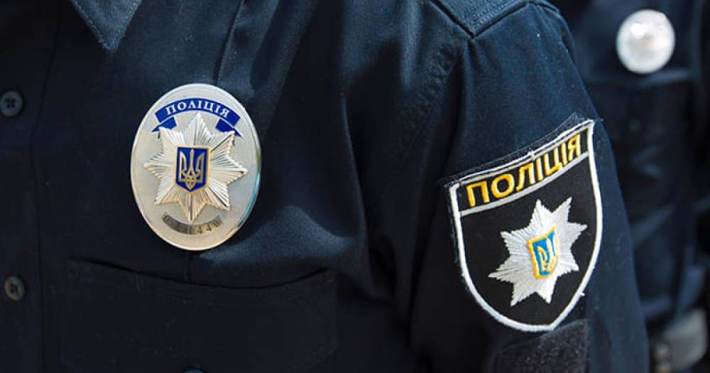 В Киеве двоих полицейских подозревают в зверском избиении человека (ФОТО)