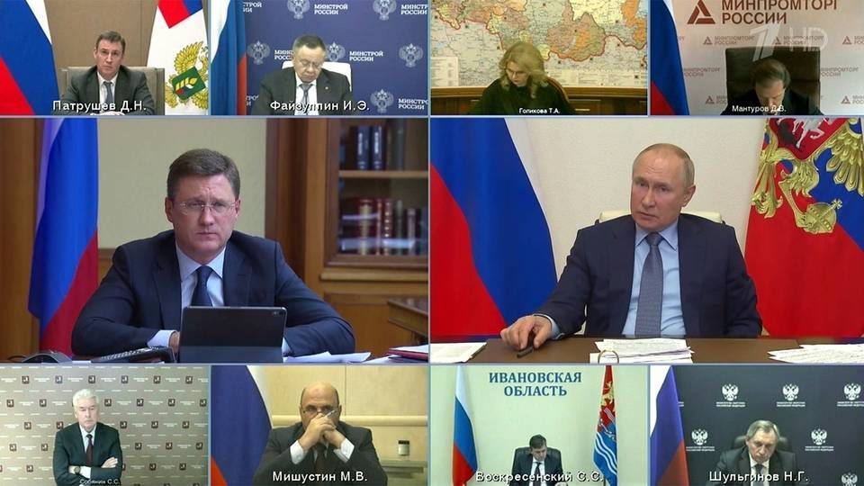 Ситуацию на мировом газовом рынке Владимир Путин обсудил с правительством