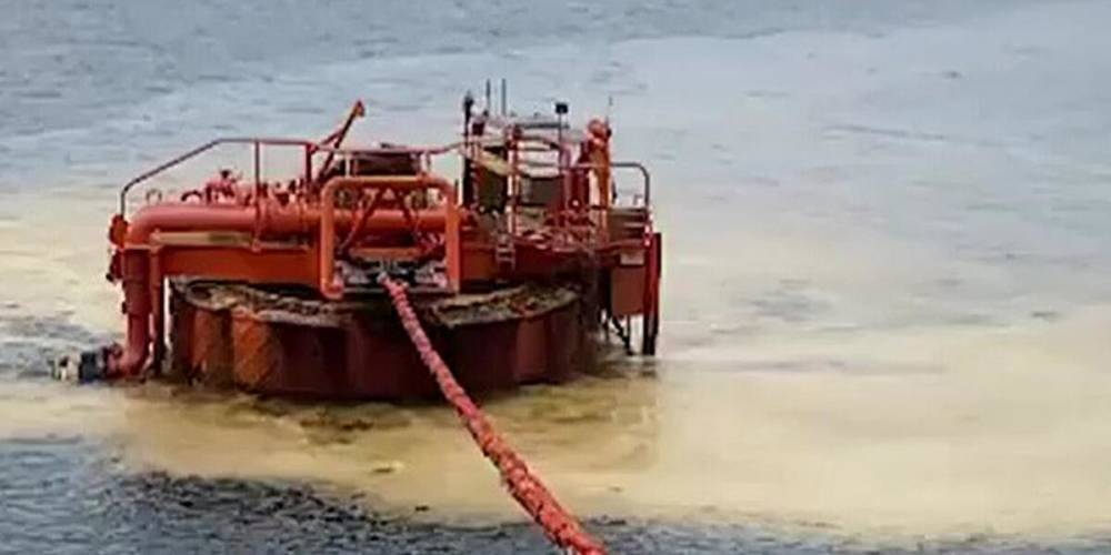 Росприроднадзор оценил ущерб природе от разлива нефти возле Новороссийска