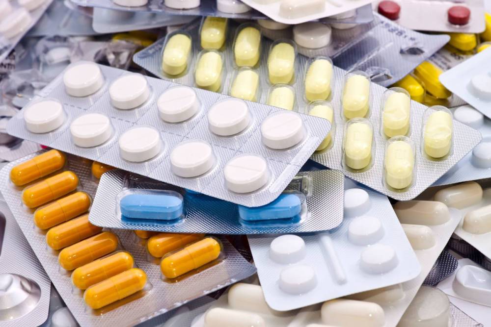 Названы 10 самых популярных лекарств в России во время пандемии