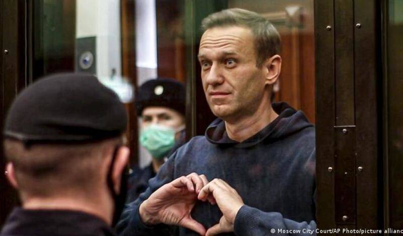 В Кремле раскритиковали присуждение премии Сахарова Навальному