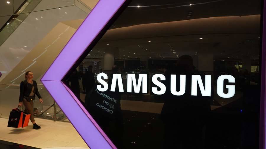 Юрист усомнился в исчезновении смартфонов Samsung в ближайшее время