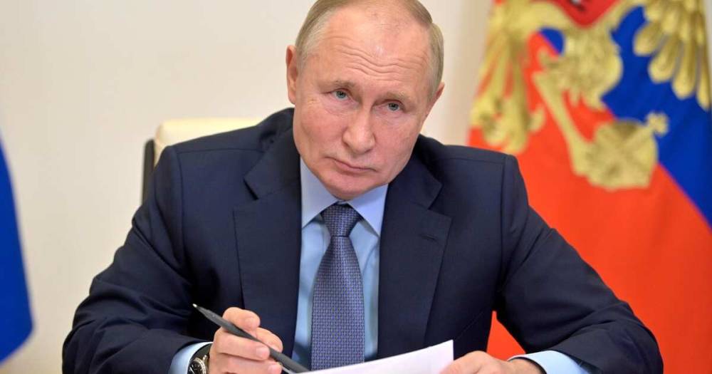 В Кремле рассказали о режиме работы Путина в период нерабочих дней