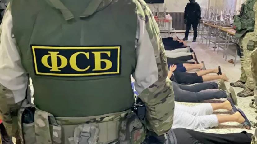 ФСБ показала видео задержания планировавшего теракт в Ставрополье сторонника ИГ