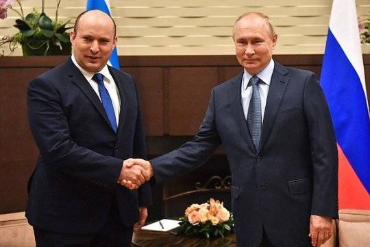 Путин и Беннет проводят переговоры в Сочи