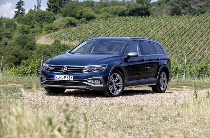 Обновленный Volkswagen Passat Alltrack нашел первого покупателя в России