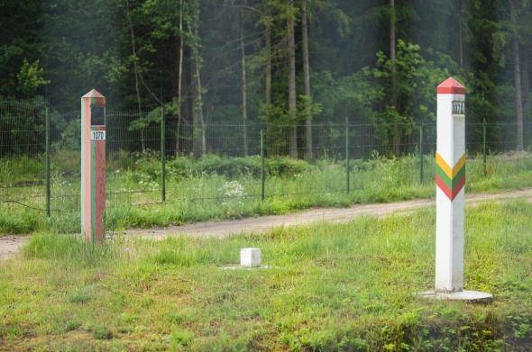 За месяц в посольстве Литвы в Беларуси поданы два прошения об убежище – МИД