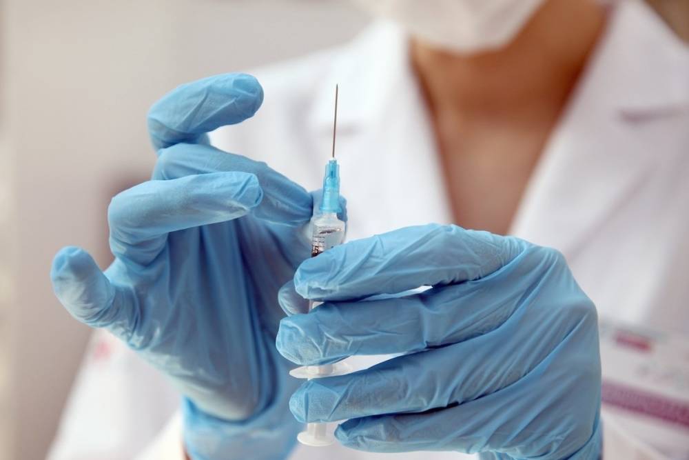Иммунолог Болибок предложил изменить рекомендации к вакцинации от коронавируса