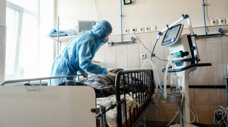 В Совбезе Украины заявили, что страна входит в пик пандемии
