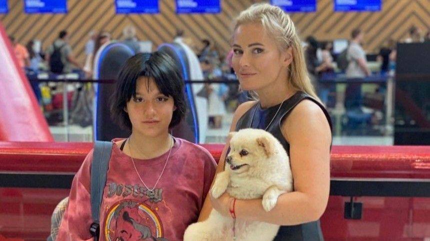 Дочь Даны Борисовой поссорилась с матерью и объявила голодовку