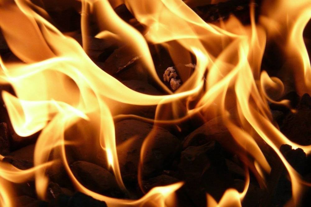 В Бурятии в подъезде жилого дома загорелась детская коляска