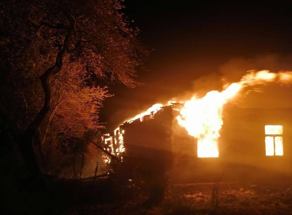 В Щучинском районе на пожаре погиб 49-летний мужчина