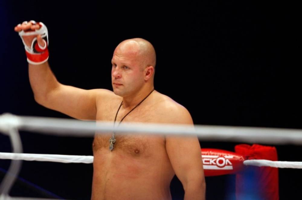 Фёдор Емельяненко нокаутировал Тимоти Джонсона на турнире Bellator в Москве