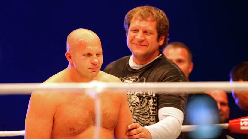 Александр Емельяненко поздравил брата с победой над Джонсоном