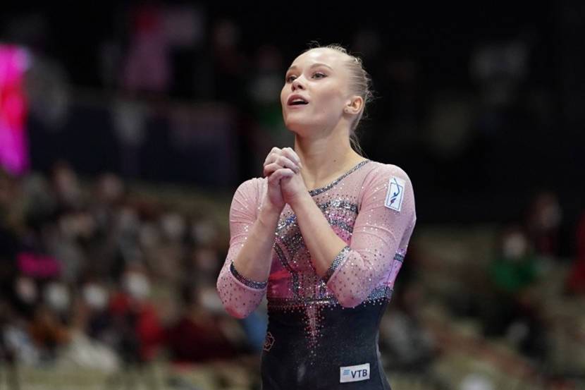 Мельникова стала серебряным призёром ЧМ в Японии в вольных упражнениях