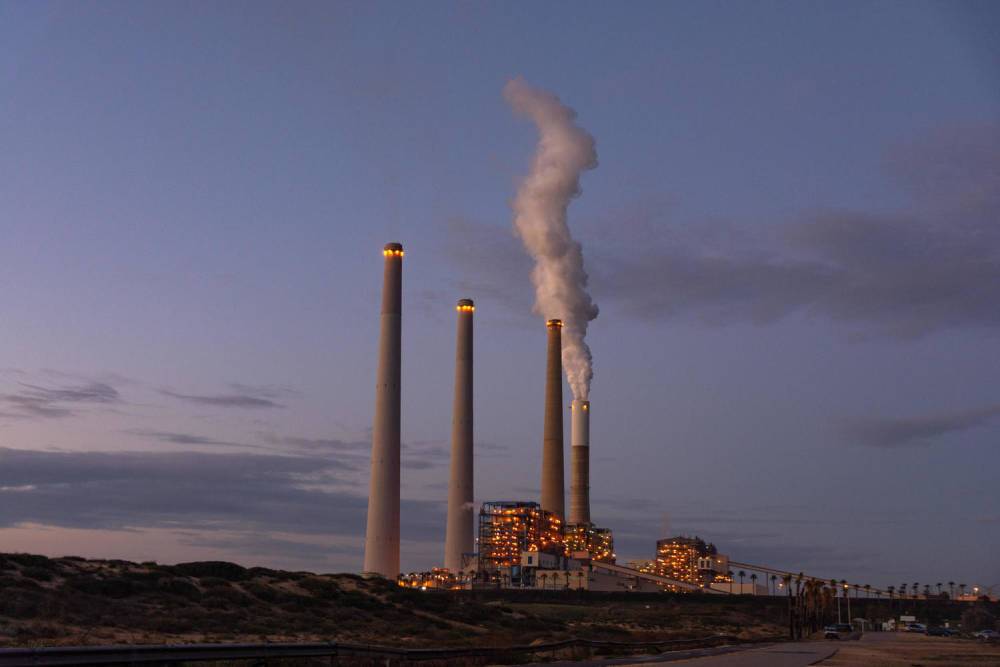 Беннет призвал ускорить переход к «безуглеродной» экономике