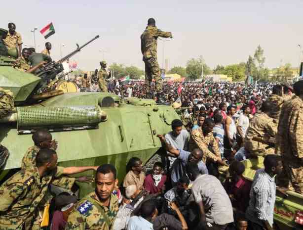 В Судане военный переворот