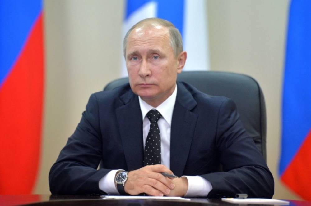 Путин поручил разработать меры против последствий энергокризиса в Европе