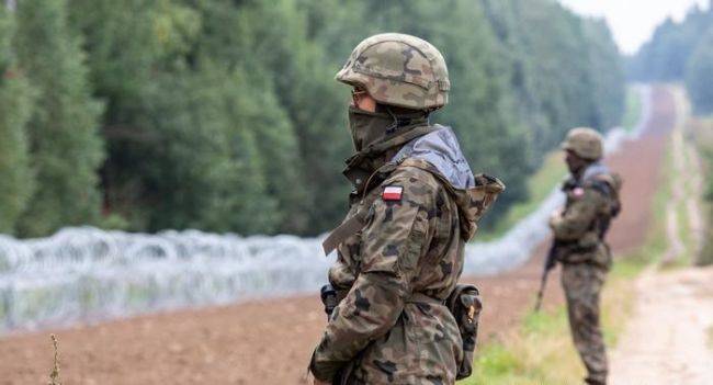 Польша отправит патрулировать границу с Белоруссией тысячи военных