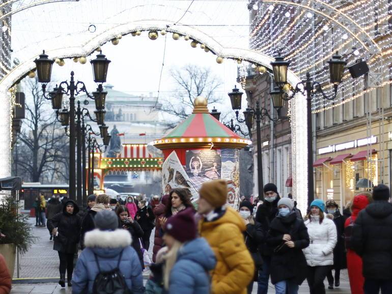 Власти Петербурга считают, что ноябрьский локдаун спасет Новый год