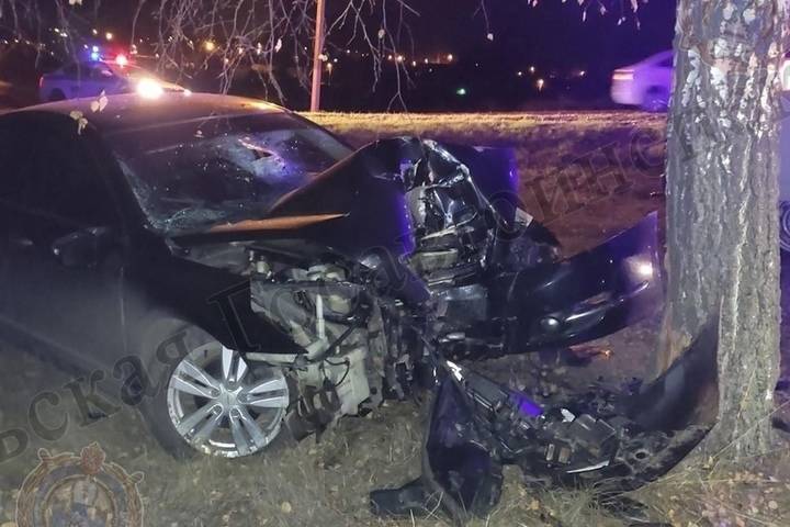В ДТП под Тулой погиб водитель Nissan Teana после столкновения с деревом