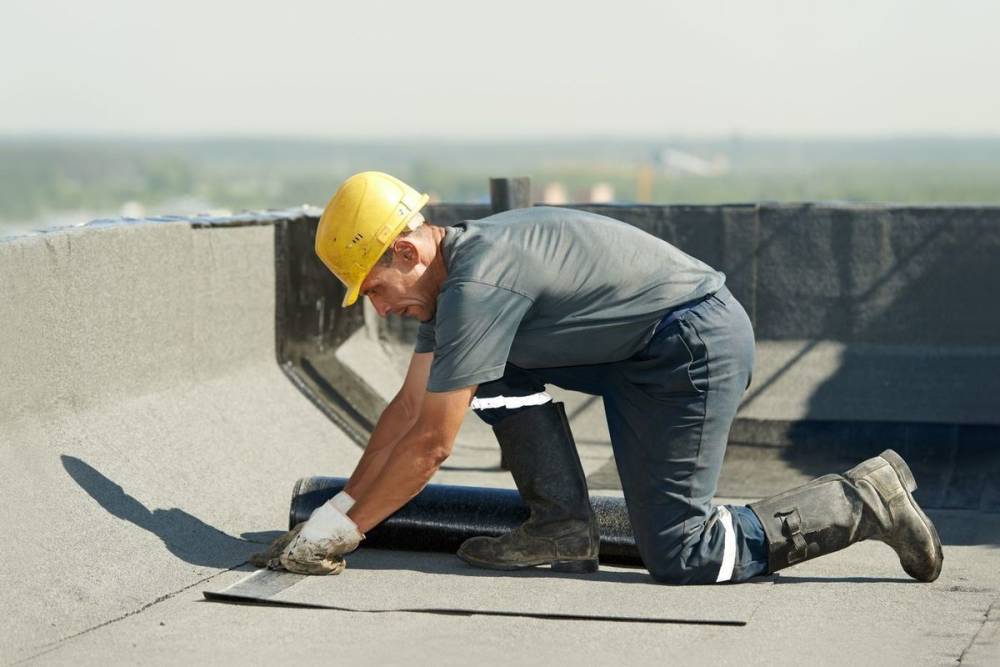 Капремонтом крыш и фундаментов домов в Гатчине займется новый подрядчик