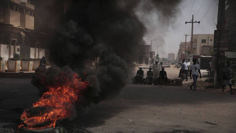 Госдеп: США могут связаться с путчистами в Судане