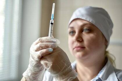 В России оценили сроки регистрации детской вакцины от коронавируса