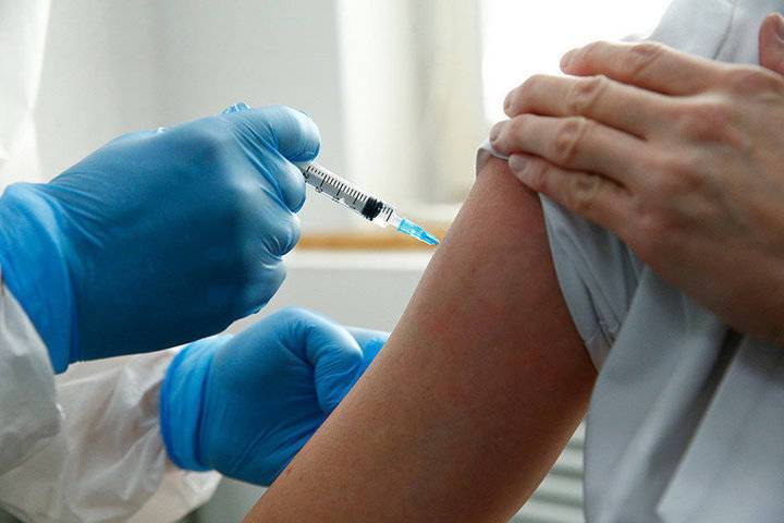 С сегодняшнего дня пункты вакцинации в ТЦ Костромы будут работать постоянно